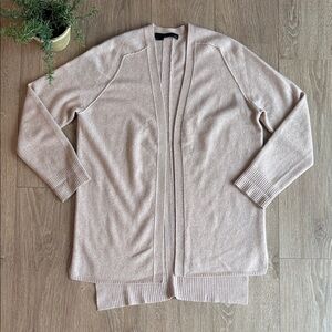 100% CASHMERE BLUSH PINK CARDIGAN BY 360 CASHMERE SIZE MEDIUM EUC